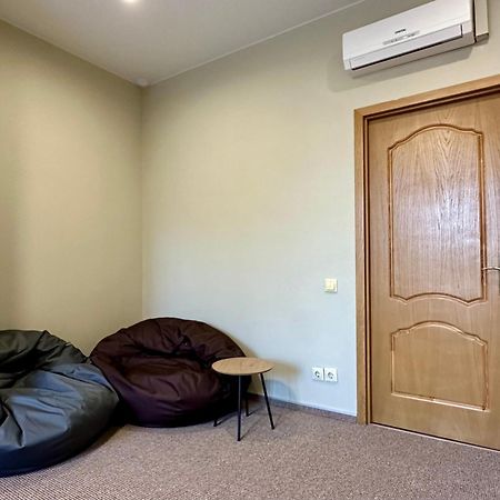 4Room Hostel Kijów Zewnętrze zdjęcie