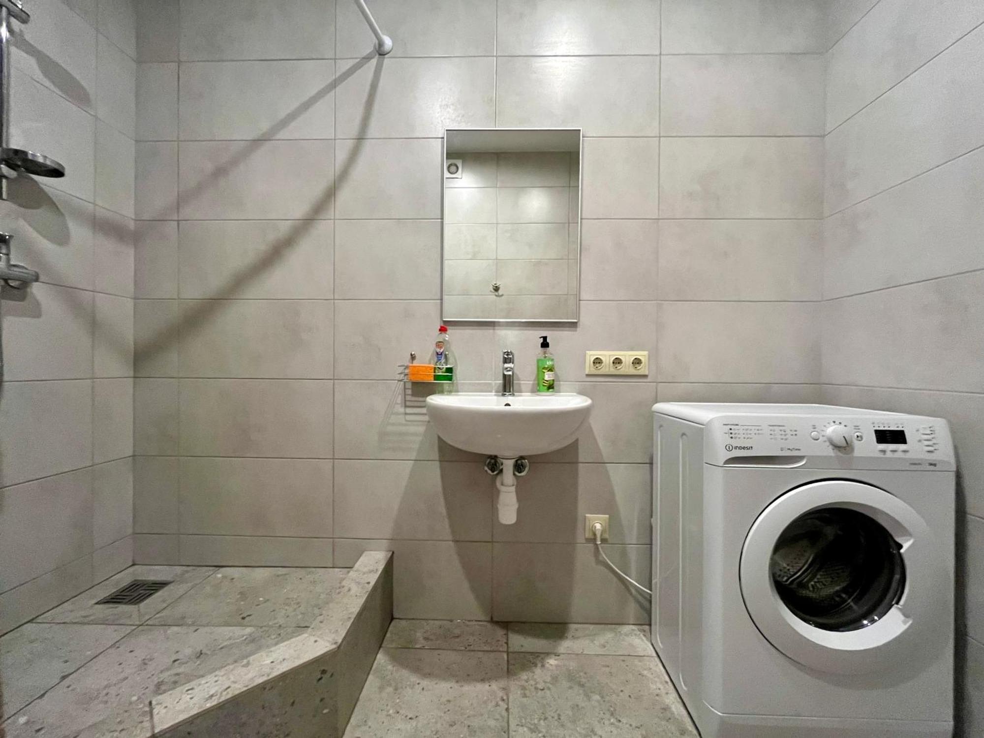4Room Hostel Kijów Zewnętrze zdjęcie